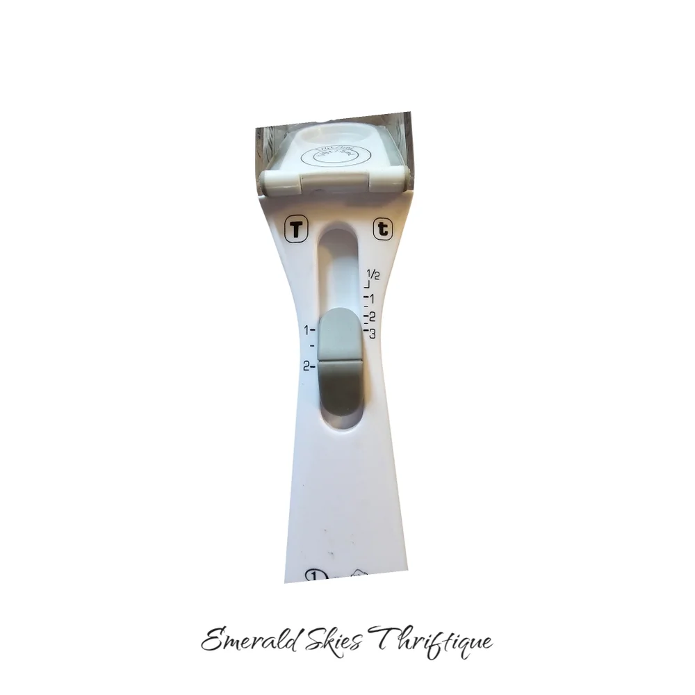 Pampered Chef‎ Easy Adjustable Measuring Spoon #2229